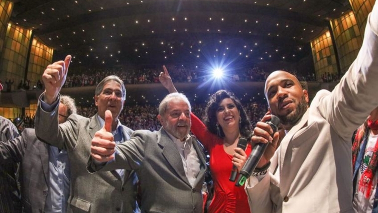 Ex-presidente Lula durante o lançamento do Memorial da Democracia: