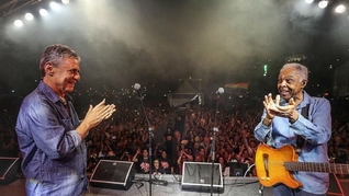 Chico e Gil também cantaram juntos a canção Cálice, que lembra os tempos da censura durante a ditadura (Ricardo Stuckert)