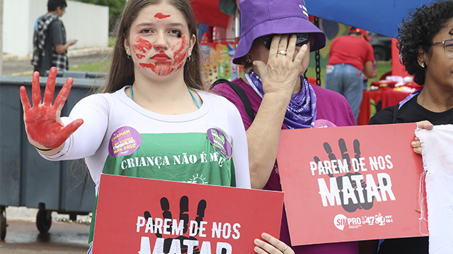 8 de março: avançar nas políticas públicas para proteger a vida das mulheres