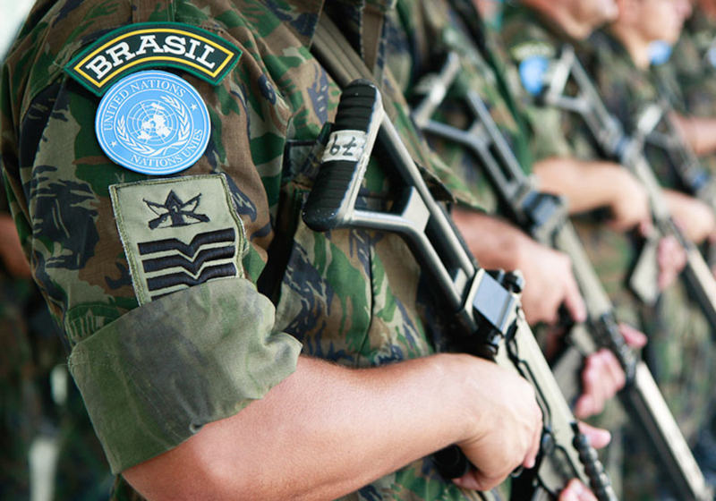 Nos governos Lula e Dilma, as Forças Armadas do Brasil foram preparadas e equipadas para a defesa do território e para cooperação em missões de paz. | Foto: Sgt. Johnson/Agência Força Aérea