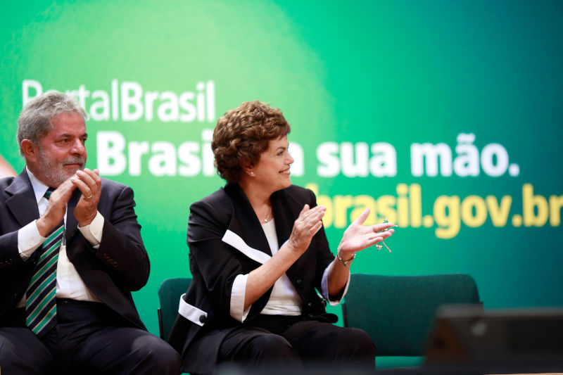 Presidente Lula e a então ministra da Casa Civil, Dilma Rousseff, durante cerimônia de lançamento do Portal Brasil, em 2009. | Foto: Ricardo Stuckert
