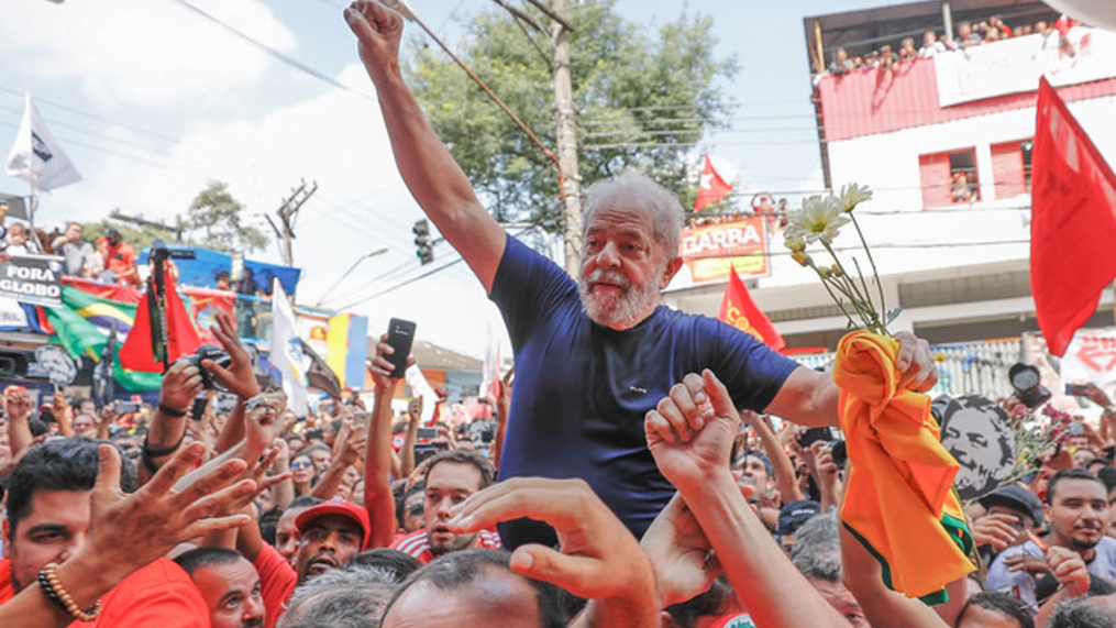 Acompanhe a movimentação para libertação de Lula