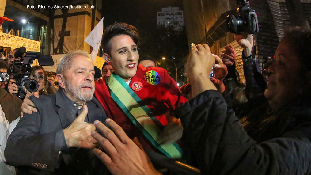 AO VIVO: Lula participa de ato na Paulista