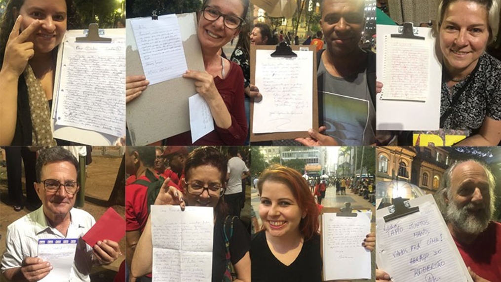 Apoiadores escrevem cartas a Lula durante ato: 'Ele roubou meu coração'