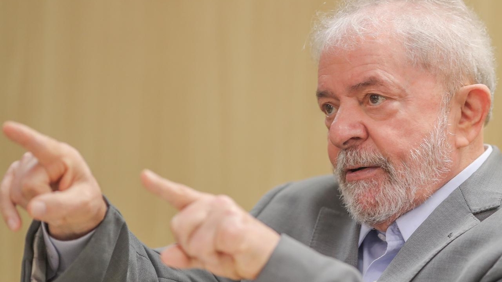 Assista à nova entrevista de Lula na íntegra