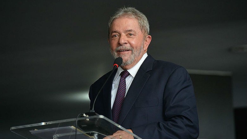 BBC exibe nesta sexta a segunda entrevista de Lula
