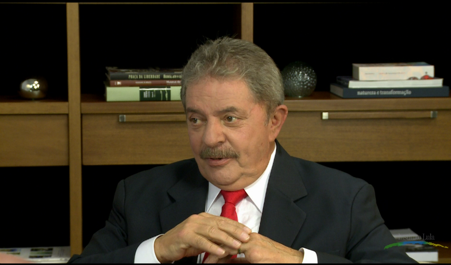 Lula conta como foi criação do Bolsa Família