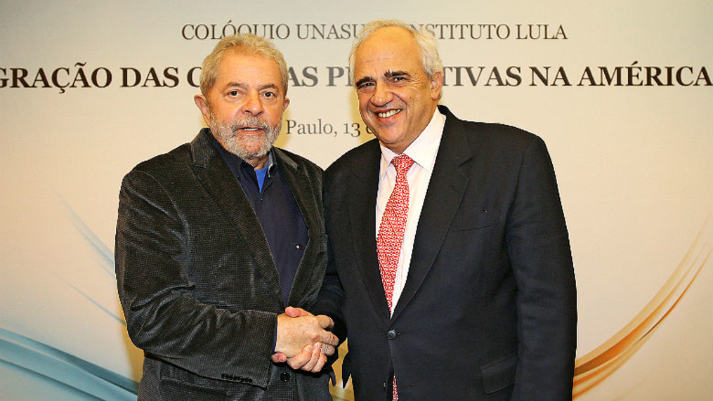 Ex-presidente colombiano elogia entrevista de Lula