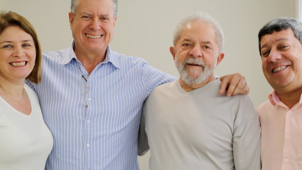 Fórum Alternativo Mundial da Água visita Instituto Lula