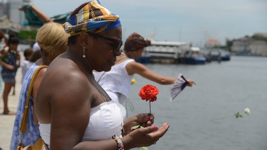 Iemanjá mostra força dos valores afro-brasileiros frente ao racismo religioso