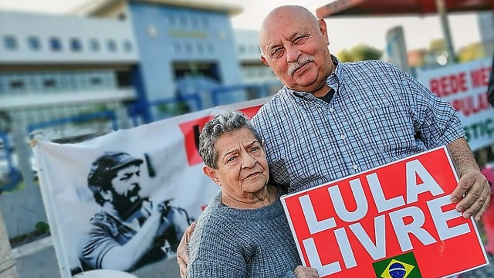 Juiz de SP rejeita denúncia ʽineptaʼ contra Lula e irmão