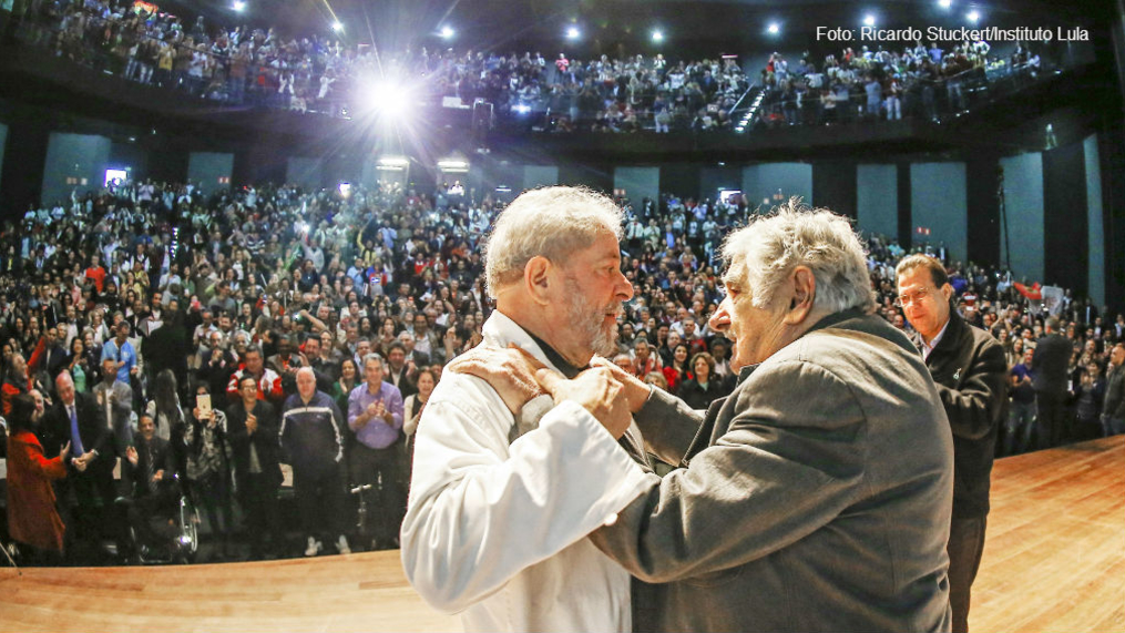 Líderes políticos internacionais manifestam apoio a Lula