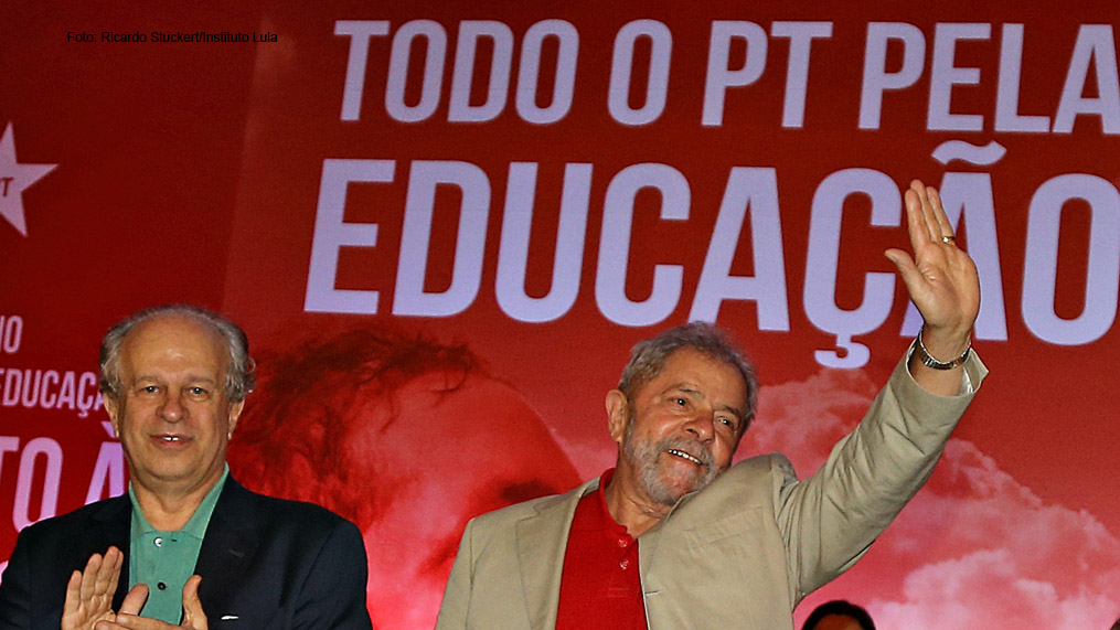 Lula convoca educadores a compartilhar experiências pedagógicas e defender o PNE
