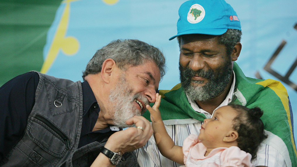 Lula e catadores: 18 anos de compromisso e companheirismo