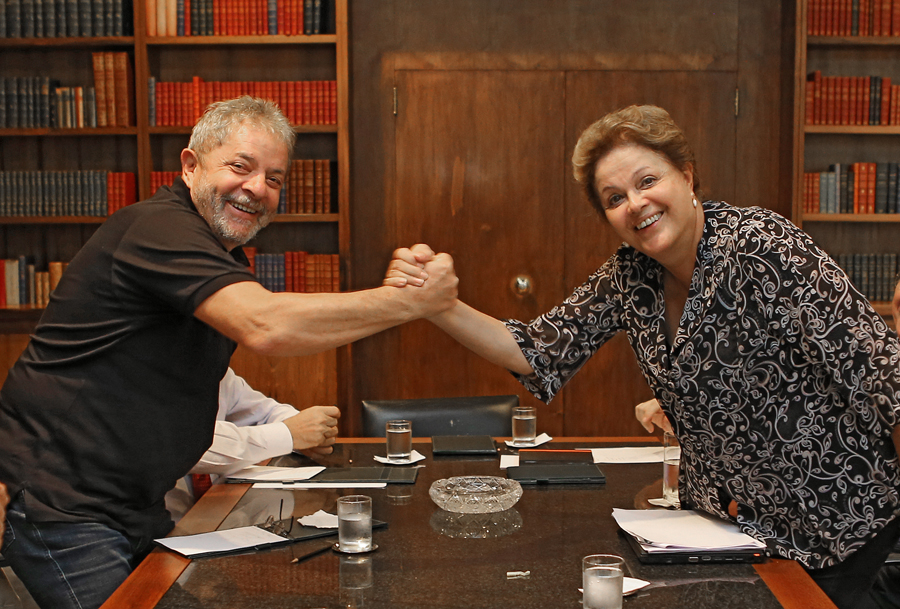 Lula e Dilma se encontram em Brasília