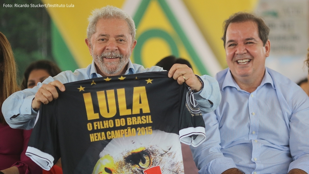 Lula inaugura frigorífico na estrada do Pacífico