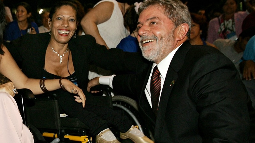 Lula investiu 2,4 bi em agenda para pessoas com deficiência