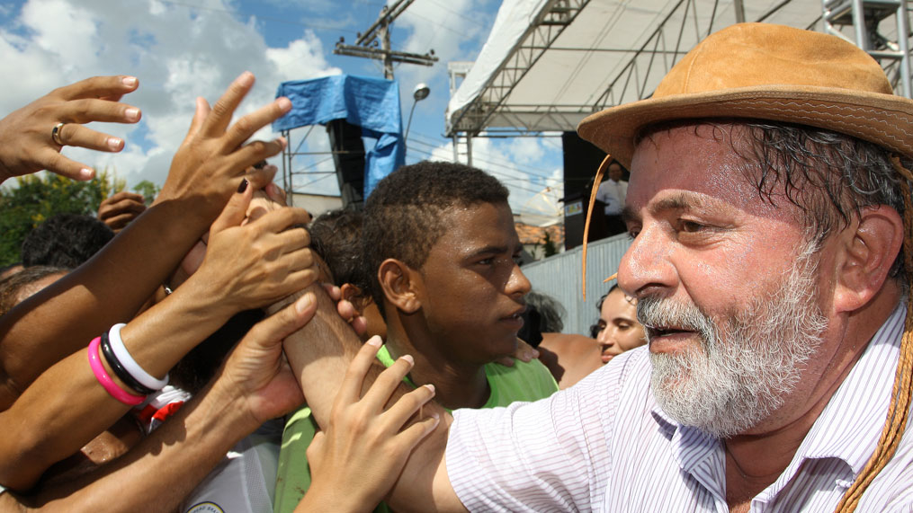 Lula participa de ato dos Territórios da Cidadania em Valente-BA