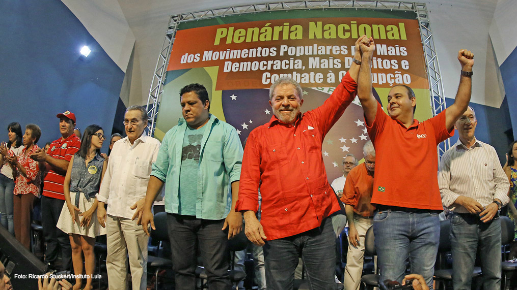 Lula participa de ato organizado pela CUT, CTB e movimentos sociais