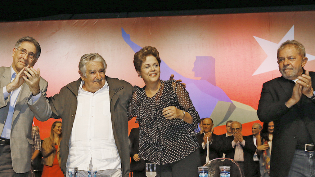 Em BH, Lula pede "Humildade para reconhecer o que é preciso mudar, e coragem para continuar mudando"