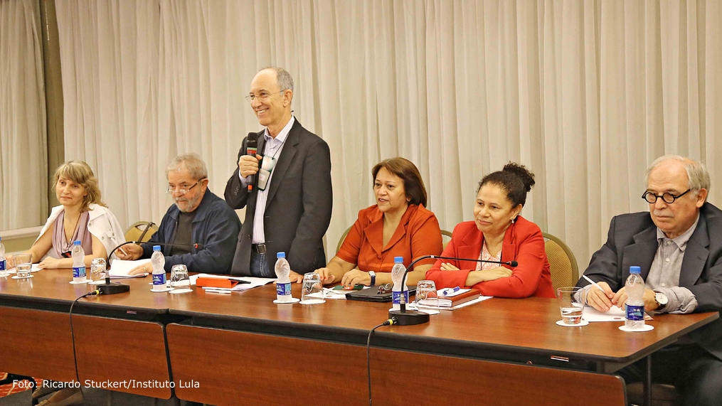 Lula participa de reunião com executiva nacional e presidentes estaduais do PT