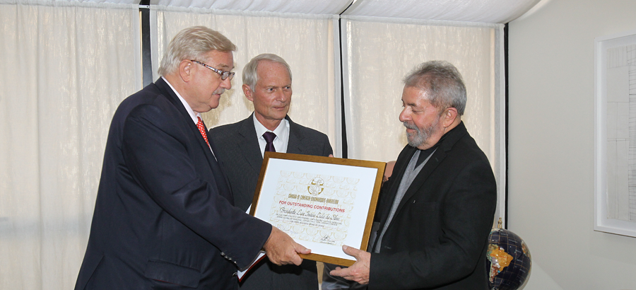 Lula recebe homenagem da Câmara de Comércio Dinamarquês-Brasileira