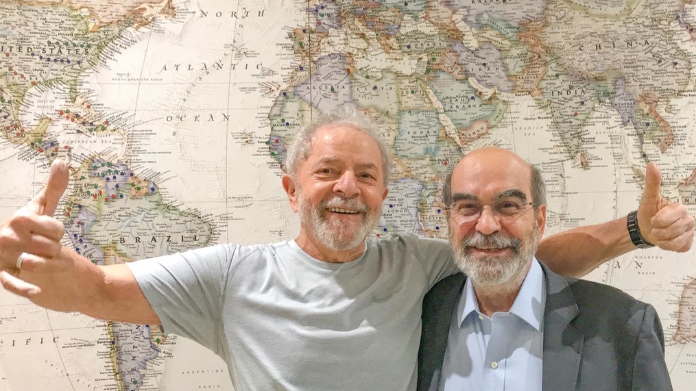 Lula discute combate à miséria com ex-diretor-geral da FAO