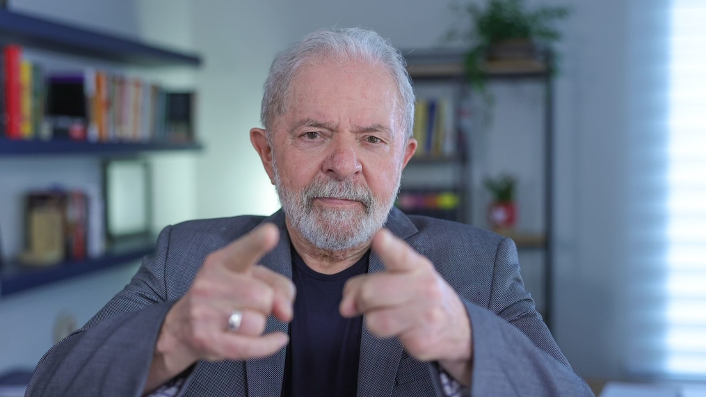 Lula: “Será preciso reconstruir este país”