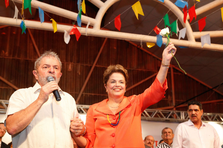 Lula participa de plenária em Pernambuco