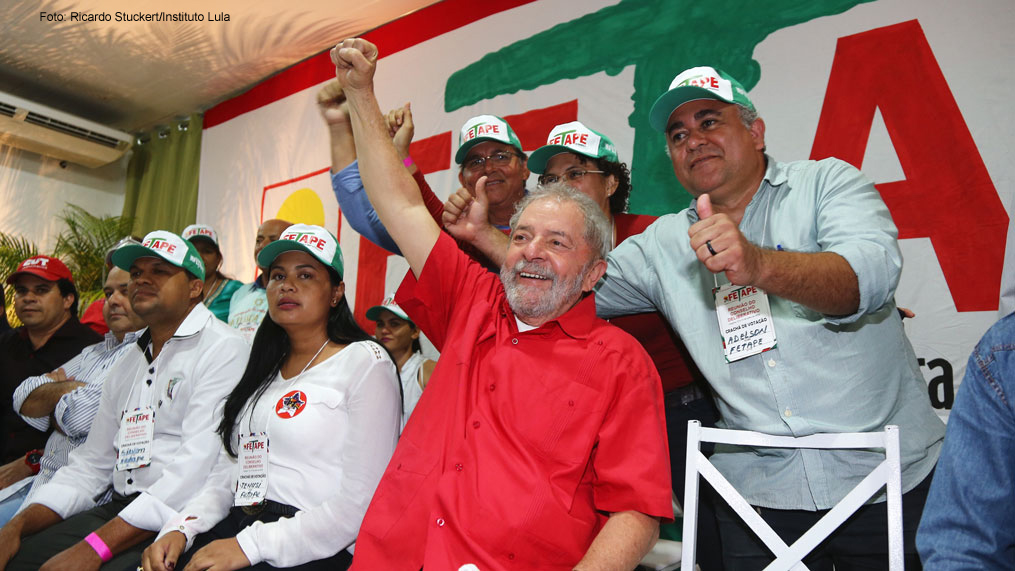 Lula visita federação de trabalhadores agrícolas de PE