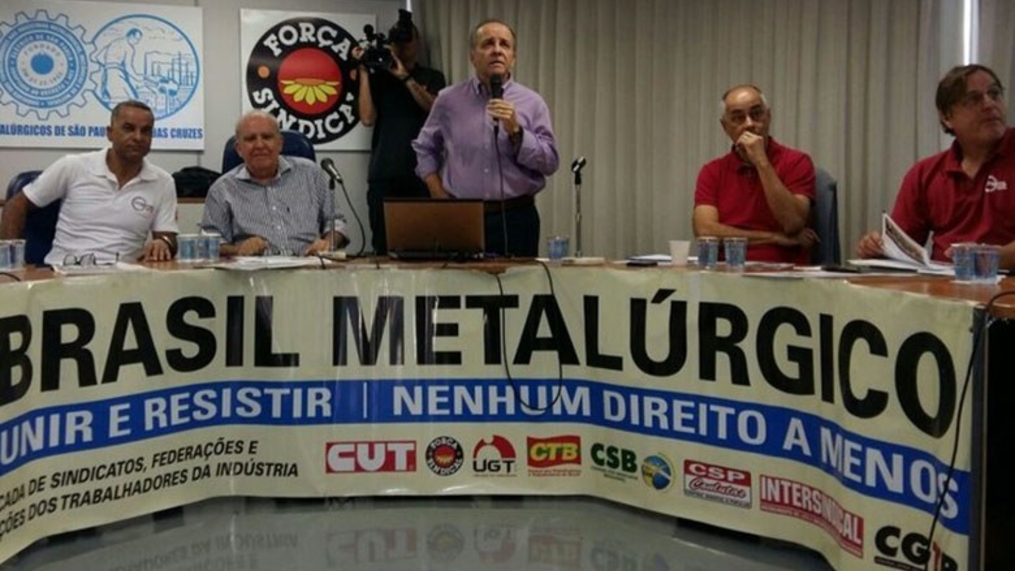 Metalúrgicos discutem resistência à reforma trabalhista