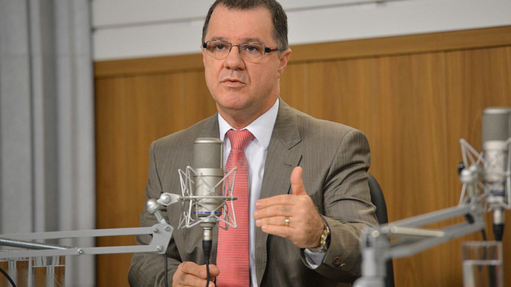 Modelo de Previdência de Bolsonaro deu errado no mundo inteiro, afirma ex-ministro