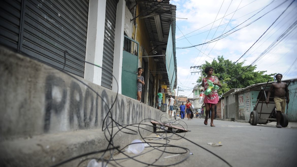 Nas favelas, 30% terão dificuldade em comprar comida