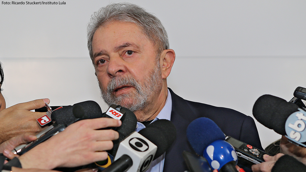 "Nós éramos mais do que políticos amigos, nós éramos companheiros", diz Lula sobre Campos
