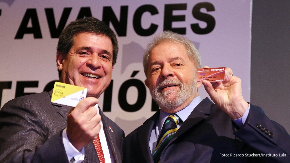 “Tínhamos 54 milhões de pessoas que viviam abaixo da pobreza”, relembra Lula no Paraguai