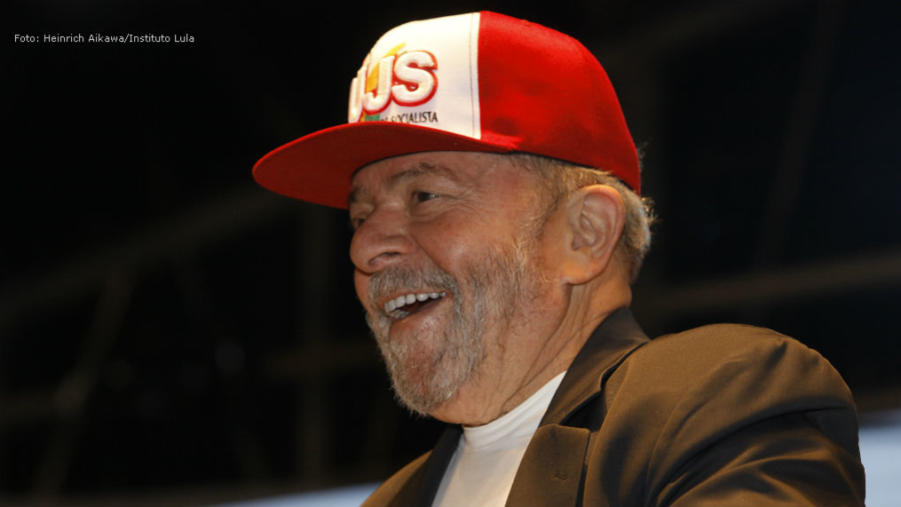 “O centrão de hoje é mais reacionário que o de 88”, diz Lula no Congresso da UJS