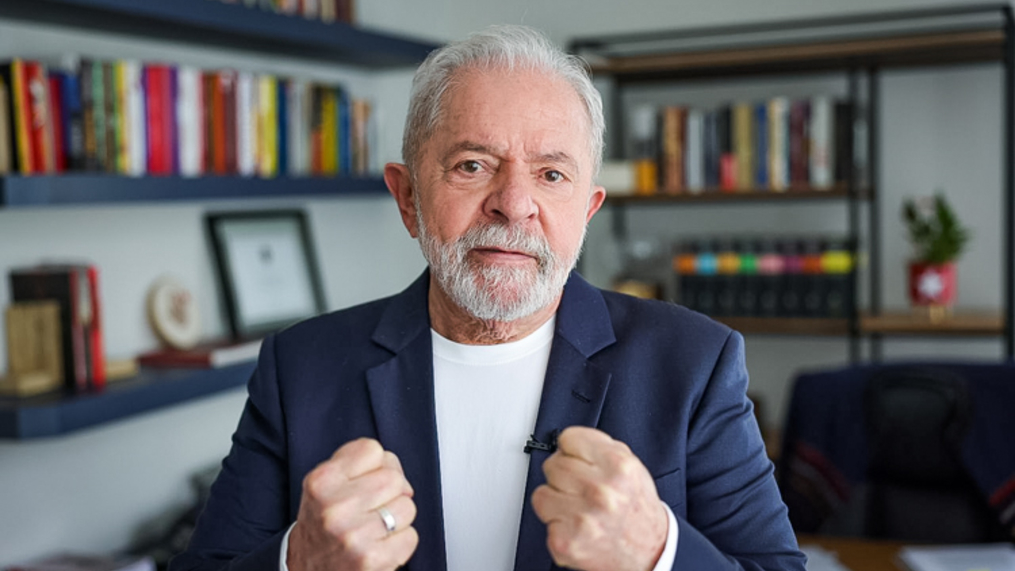 Para Lula, Petrobras deve priorizar povo brasileiro