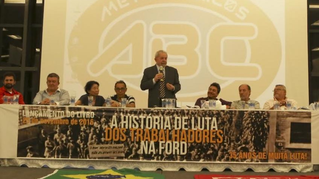 Para Lula, tempo de crise requer soluções arrojadas para retomada do crescimento