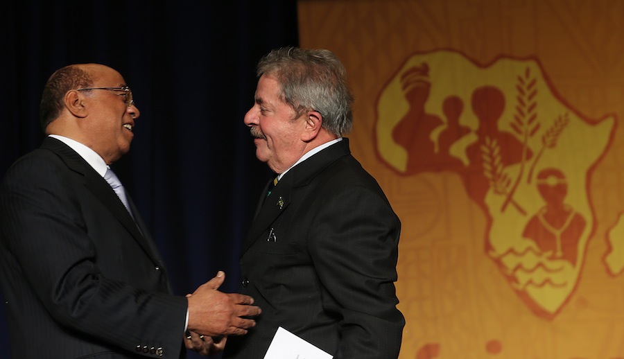 Para Mo Ibrahim, vencedor del premio Africare, Lula es “verdadero amigo de África”