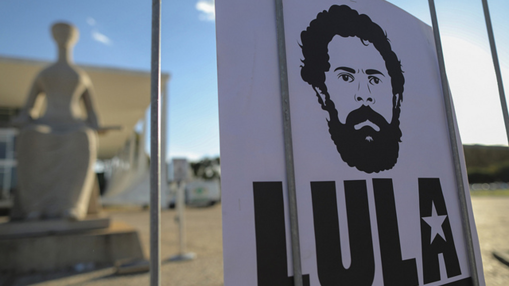 Por que Lula está preso?