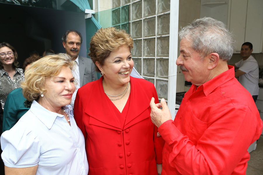 Presidenta Dilma participa de almoço de confraternização do Instituto Lula