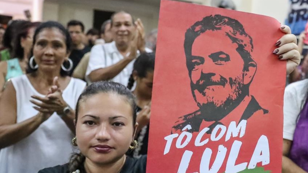 Quantos crimes foram cometidos para manter Lula preso