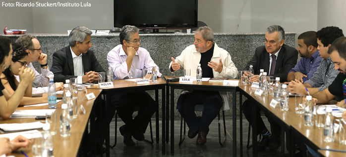 Reunião com jovens comemora Marco Civil e debate conjuntura
