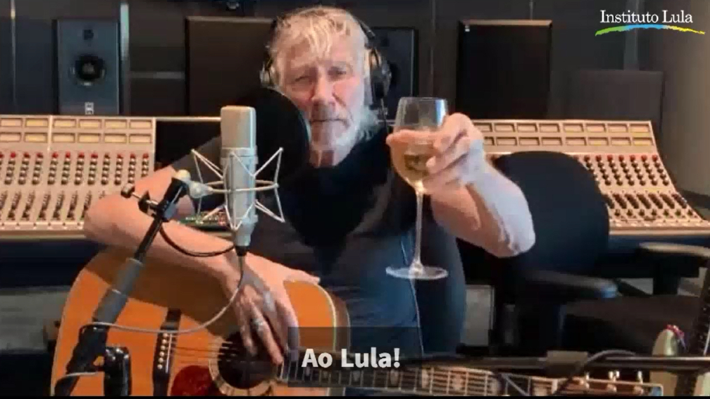 Roger Waters faz brinde a Lula