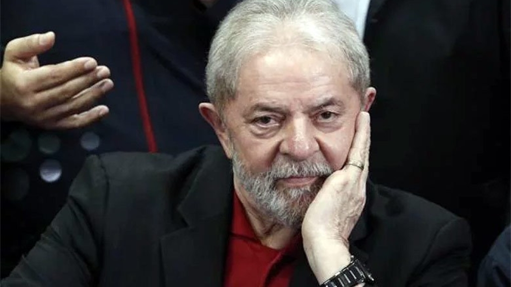 STJ reduz pena de Lula