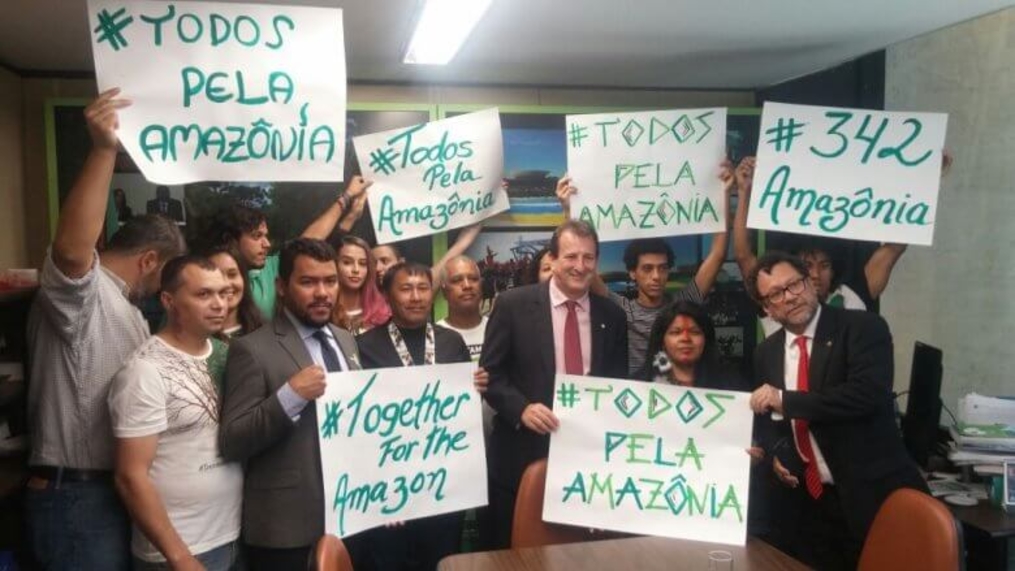 Todos pela Amazônia reúne 1,5 mi assinaturas