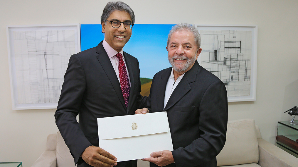 Universidade de Toronto oferece Honoris Causa a Lula