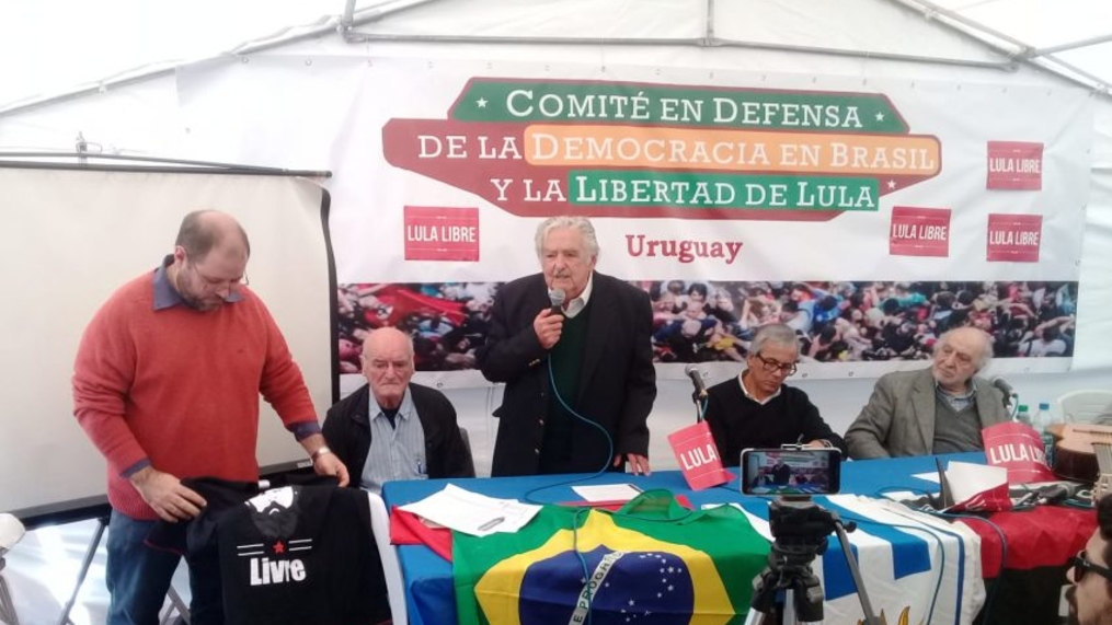 Uruguaios lançam Comitê em Defesa da Liberdade de Lula