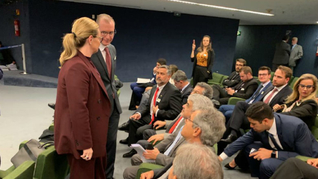 Advogados de defesa de Lula aguardam início da sessão da 2ª Turma do STF; Lula continuará preso. Foto: Divulgação